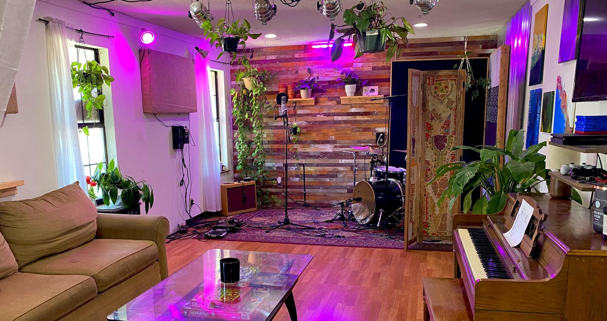 Living_Room_Recording_Studio_Atlanta_4.jpg